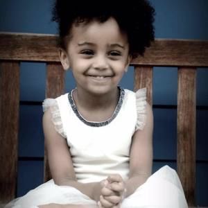 Meet your Posher, Nafi